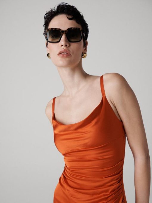 Modatrove.shop68113f8a04 2